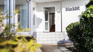 Blackbit-Goettingen-Eingang_80_1920x1080